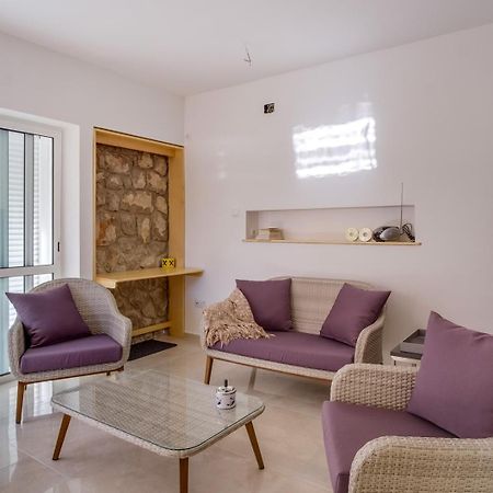 Elegant Apartment Iris มาลีโลชินจ์ ภายนอก รูปภาพ