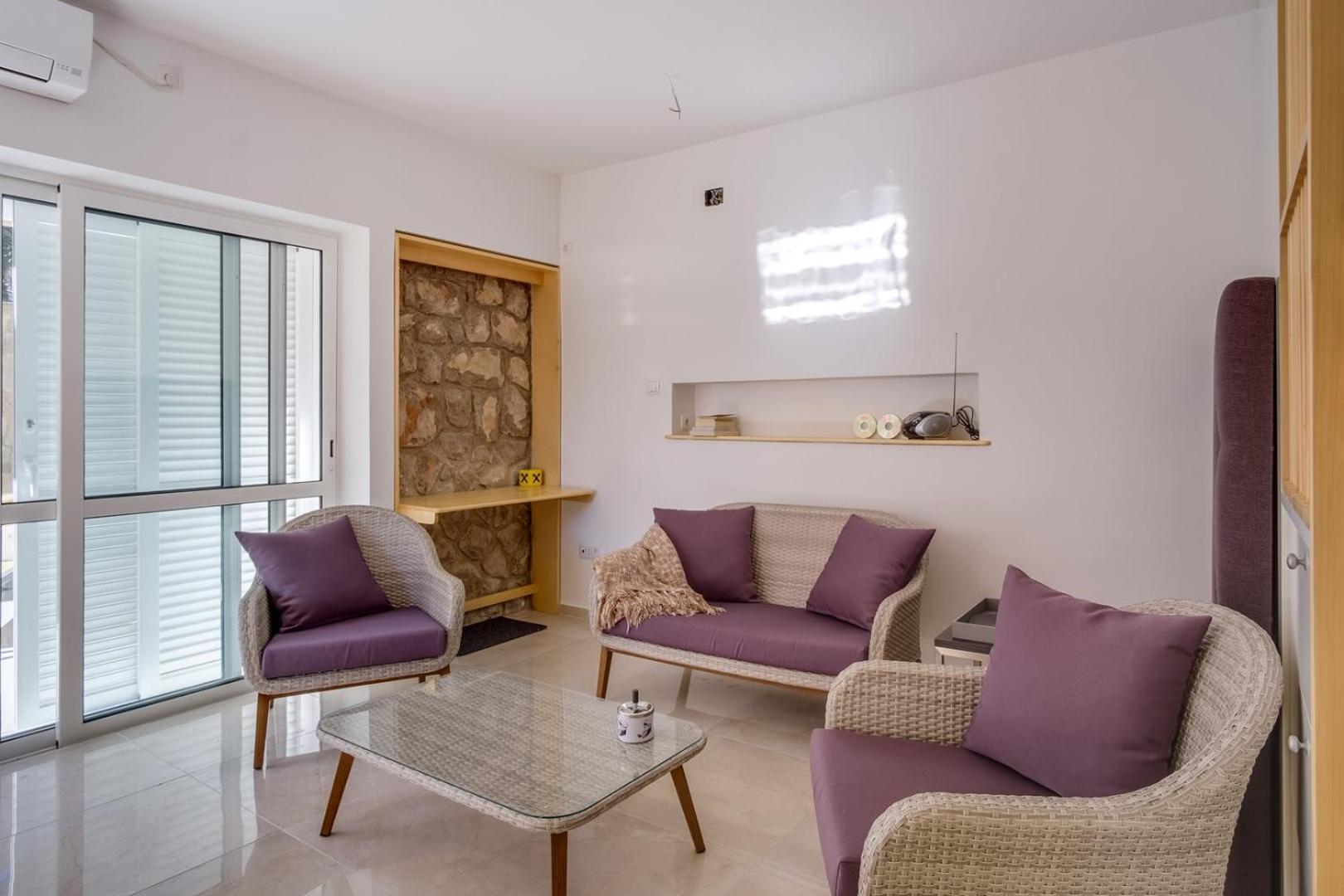 Elegant Apartment Iris มาลีโลชินจ์ ภายนอก รูปภาพ